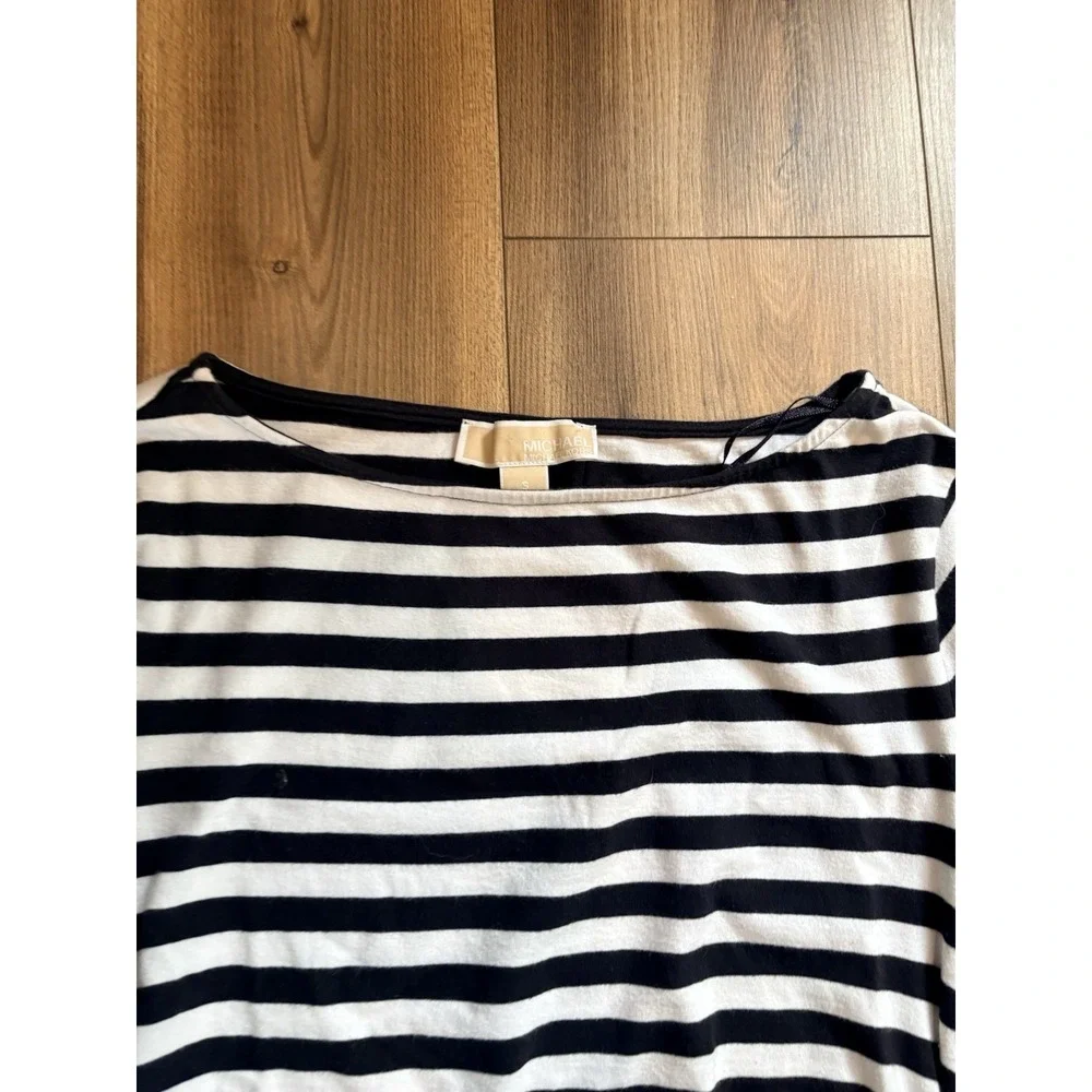 Michael Kors Black White Striped Shirt Women's Small Zip Roushing Stretch
